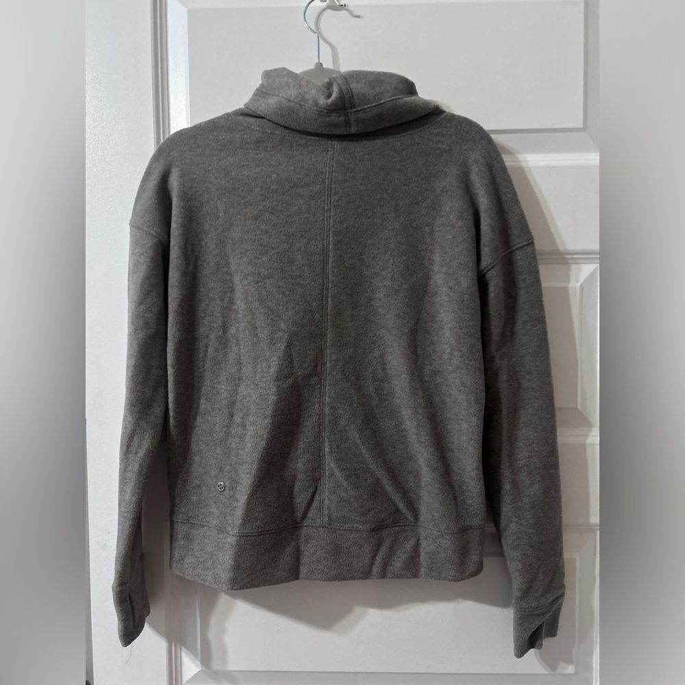 Lululemon coquette hoodie Sweater - Picture 2 of 2